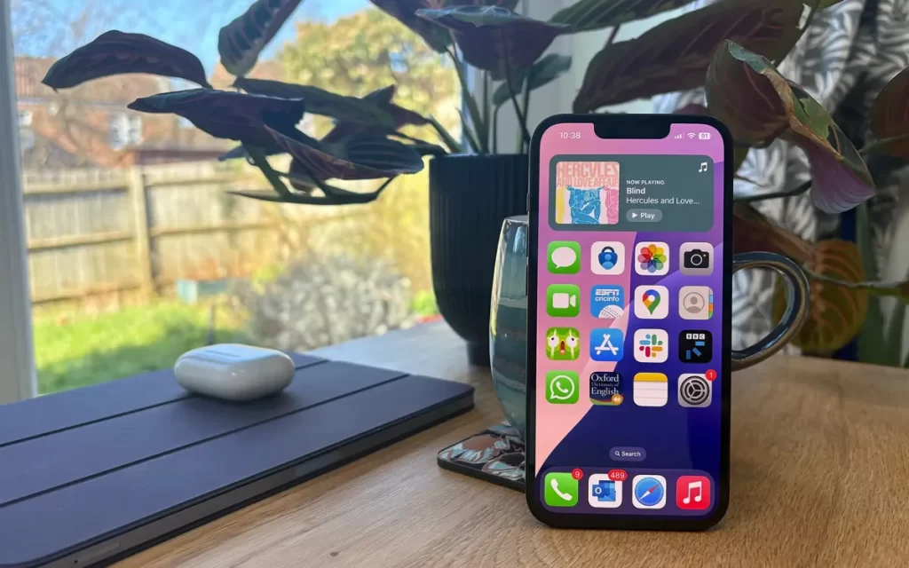 ایفون 16 ای iphone 16e