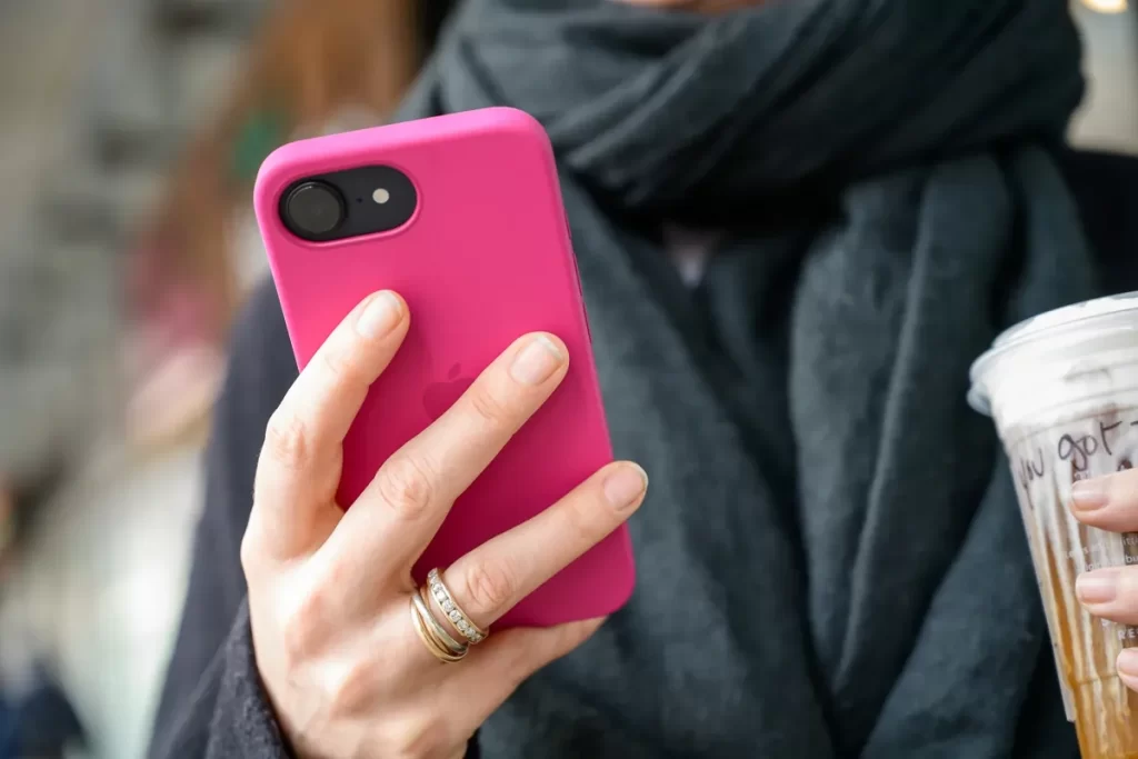 ایفون 16 ای iphone 16e