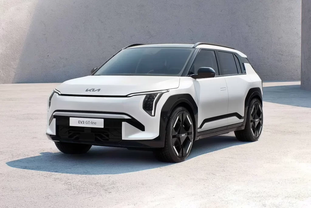 کیا EV3 خودروی سال ۲۰۲۵