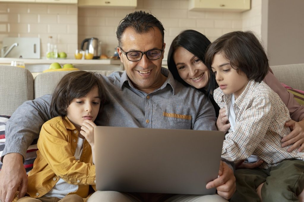 زندگی دیجیتال برای والدین