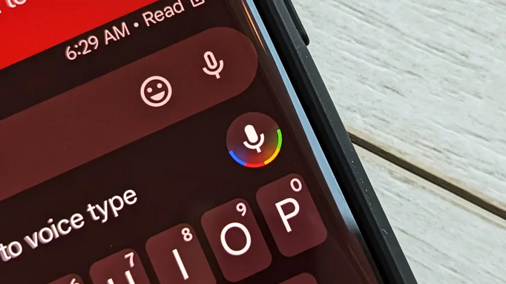 تبدیل گفتار به متن در گوشی برای نوشتن سریع‌تر