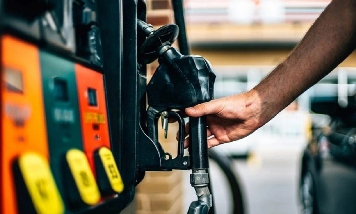 تکلیف سهمیه بنزین تاکسیهای اینترنتی