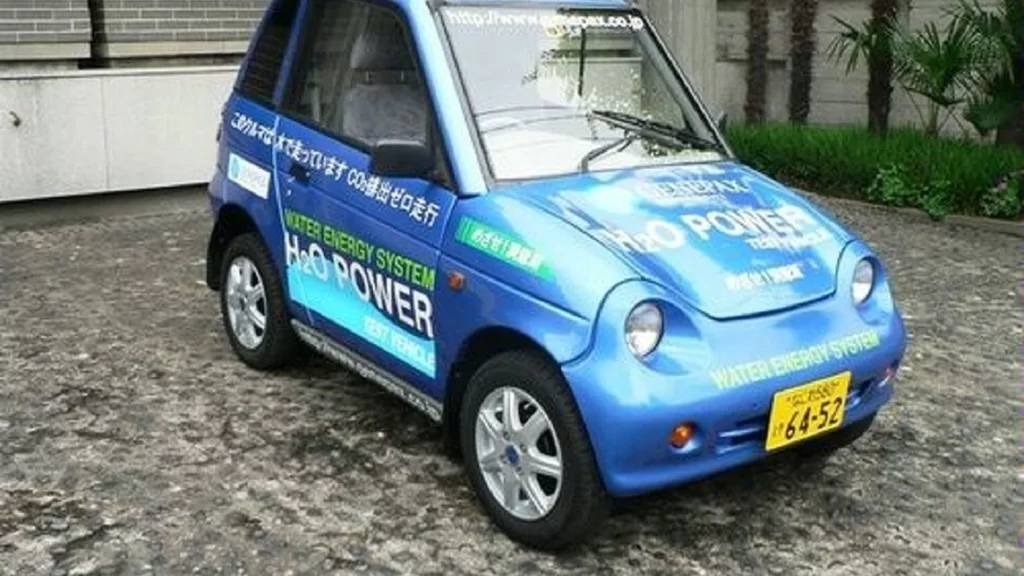 خودروی ژاپنی که فقط آب لازم دارد