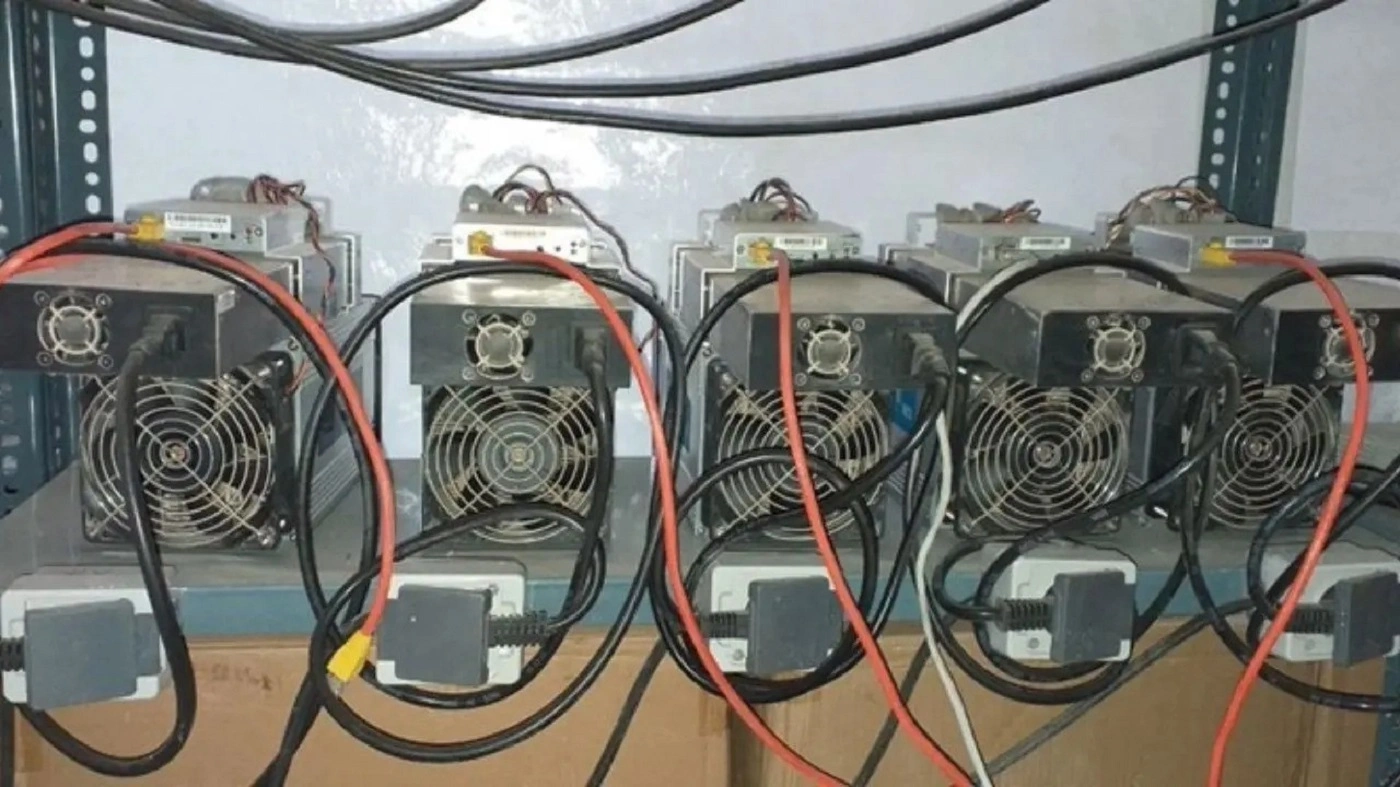 ماینرهای غیرمجاز در یزد