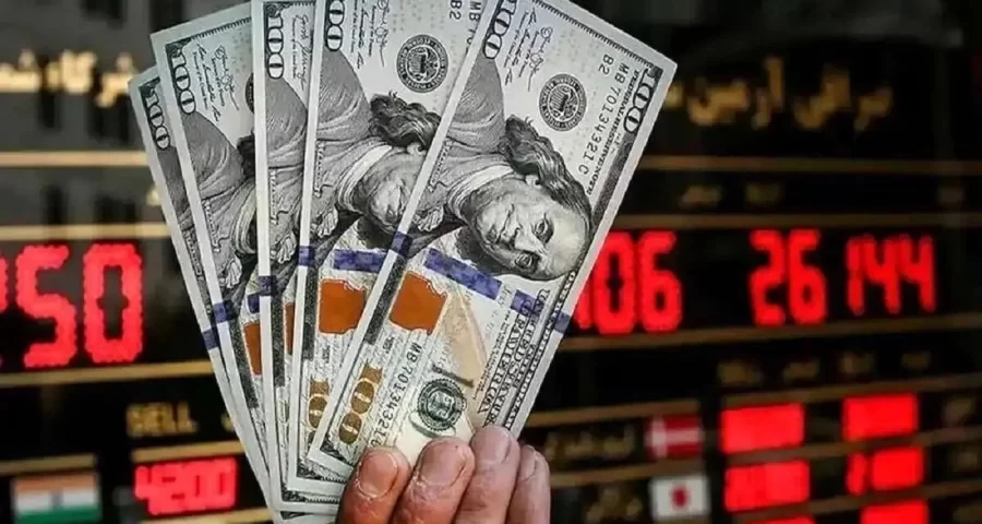 پیش‌بینی‌های اقتصادی در برابر دلار