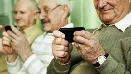 بازنشستگی پشت گوشی؟