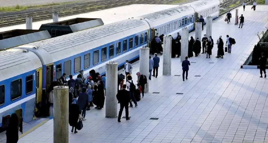 پیشفروش بلیت قطار دیماه