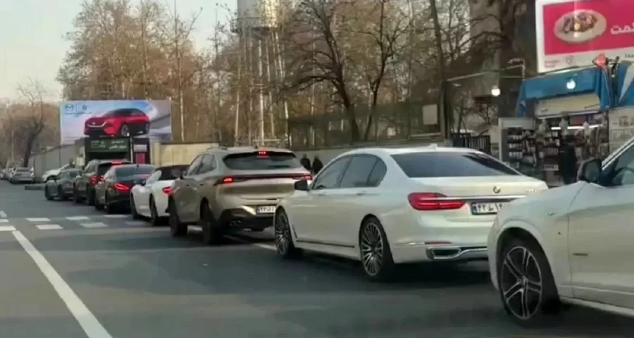 صف بنزین سوپر