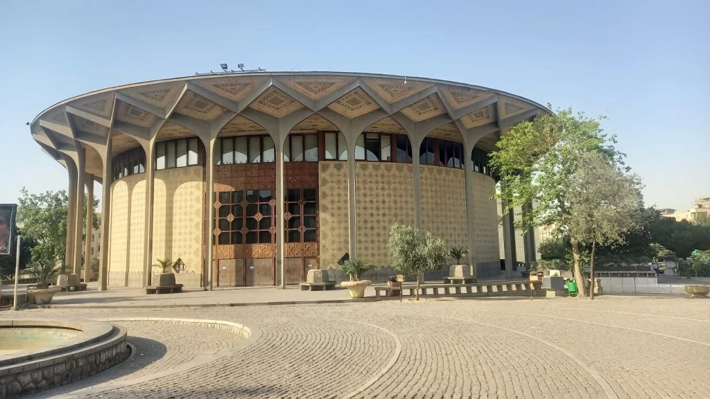 بلیت نمایش‌ها با تخفیف ۷۰ درصدی