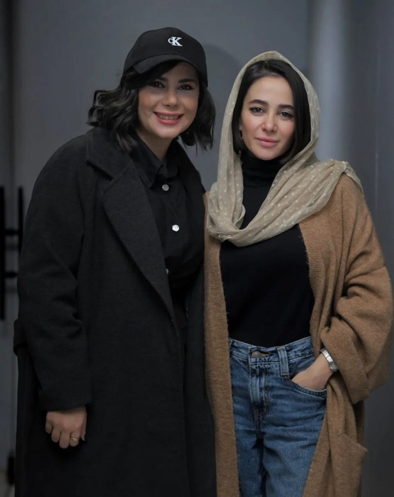 عکس الناز حبیبی در پشت صحنه