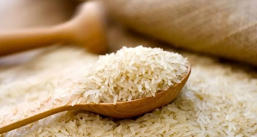 کشف و توقیف 2 تن برنج احتکار شده